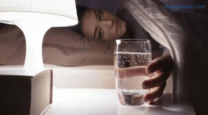 Sử dụng những thức uống này vào ban đêm nguy hiểm tột cùng